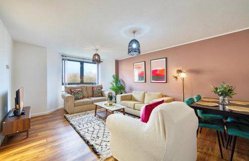 Glasgow Apartamento | 2 Bedroom Gardens Retreat with Free Parking