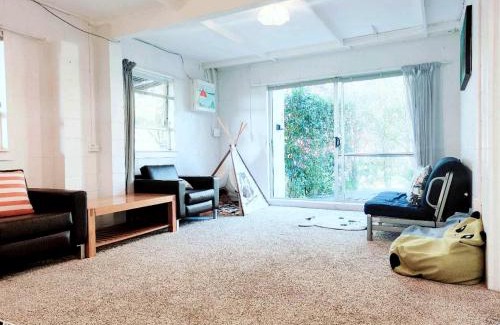 Glenfield Villa | 2 bedroom guest suite in North shore