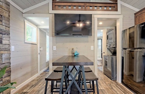 Clarkesville Cabaña | 2 Bedroom Tiny Home near Lake Burton, Georgia in the Blue Ridge Mountains