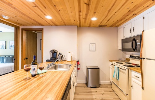 The Galena Territory Casa | 2 Bedroom Townhouse w/Soaking Tub + Rain Shower