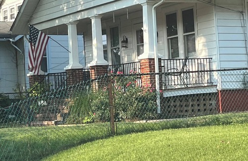 Oaklyn Casa | 2-bedroom vacation home 8 minutes from lovely Philadelphia Attractions