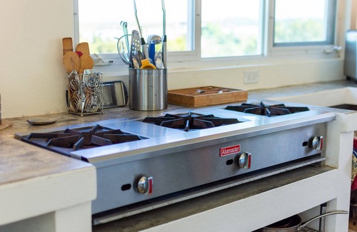 La Mela Villa | 2 bedroom Villa with Pool and Stunning Ocean Views.