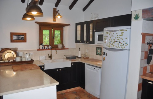 Obidos Cabaña | Cabaña llena de 2 dormitorios renovada con carácter para 4/5 a solo 7 km de Obidos