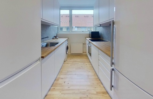 Frederiksberg Apartamento | 2-BR apartment w/ a balcony in Frederiksberg - 210