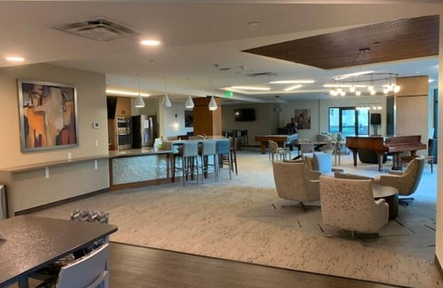 LoDo Apartamento | 2 BR condo in heart of LoDo with great amenities