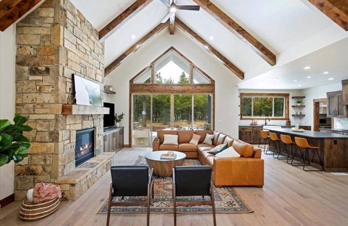 Donnelly Cabina | 2 Masters/Hot Tub/Minutes To Lake/Tamarack/FirePit