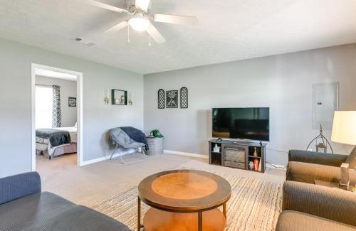 White Pine Casa | 2 Mi to Douglas Lake, Boat Ramp White Pine Home!