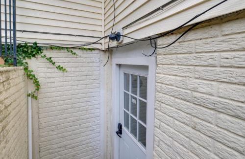 Silver Spring Apartamento | 2 Mi to UMD Apt with Free Parking in Silver Spring!