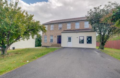 Silver Spring Apartamento | 2 Mi to UMD Apt with Free Parking in Silver Spring!