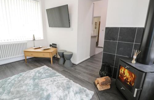 Llangefni Casa | 2 Mountain View