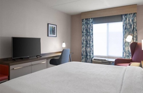 Albuquerque Hotel | 2 pairs stay | 1 unit each with king size bed