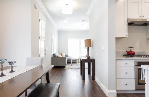 Mid Central Casa | 2-story spacious townhouse close to food/stores