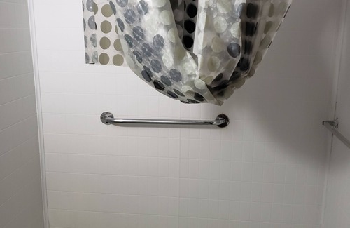 Acipco-Finley Casa | #2 Urban Cul De Sac 1 Priv QUEEN Bed + 1 futon /shared bath UAB close - Airport