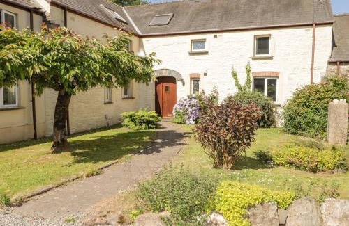 Castlemorris Casa | 2 Yr Hen Felin