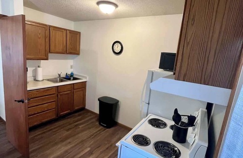 Tomah Apartamento | 201 E Veterans Street Apt C by Patriot Properties