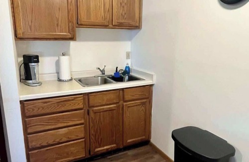 Tomah Apartamento | 201 E Veterans Street Apt C by Patriot Properties