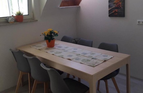 Korb Apartamento | 22C große Wohnung 4 Schlafzimmer Wlan/SmartTV