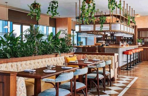 Trade Center Hotel | 25hours Hotel Dubai One Central