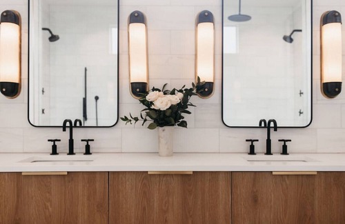 Nashville Villa | 2800 · ✨DOWNTOWN MANSION ROOFTOP HOT TUB ELEVATOR THEATRE