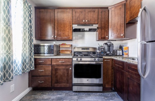 Whittier Casa | 2BD~1BA Home w/ Parking and 1/2Acre Yard Space -20 min to Disney& Knott's