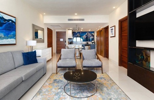 Chulavista Condominio | 2BD Villa La Valencia: Ocean Views & Resort