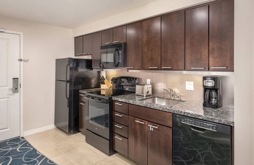 Las Vegas Complejo | 2Bed/2Bath Deluxe Unit in Gorgeous Desert Blue Resort in Las Vegas!