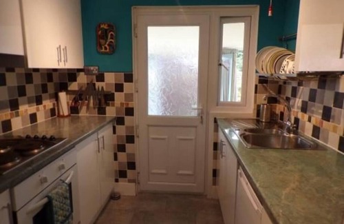 Llandwrog Cabina | Charming Cabin near Snowdonia National Park