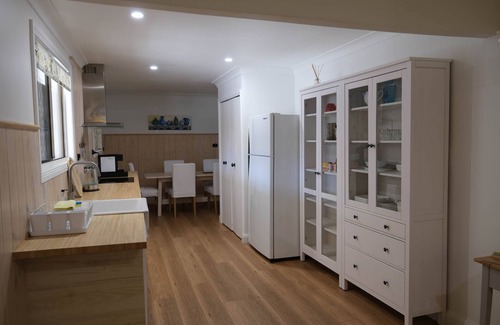 Armidale Apartamento | 2Bed Creekland Cottage by Twodogfolly