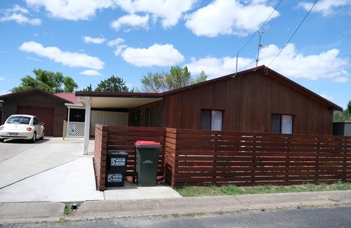 Armidale Apartamento | 2Bed Creekland Cottage by Twodogfolly