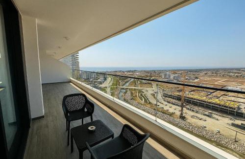 Trikomo Apartamento | 2Bedroom Apartment in Grand Sapphire Complex Featuring a Pool and Casino