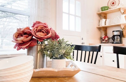 Greensboro Casa | 2BR 1BA Furnished House King Bed Long Stays & Pets OK