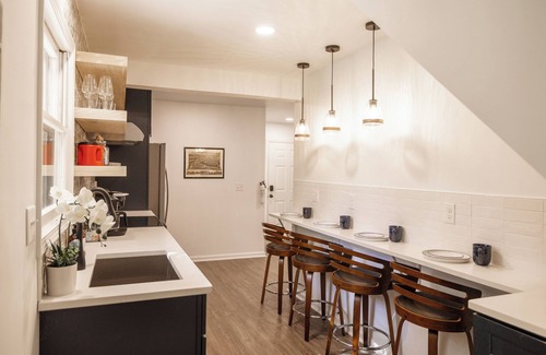 Hendersonville Casa | Power & Water/Disaster Relief Stays/2BR 2BA