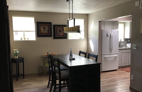 Green Valley Country Club Estates Casa | 2BR 2BA Walkable Neighborhood Mountain Golf Course View1700sf Large Patio