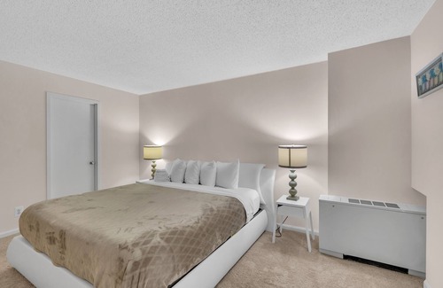 Crystal City Apartamento | 2BR Modern Apt with Easy Access to City