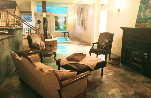 Cowan Hotel | 2nd floor Q. room