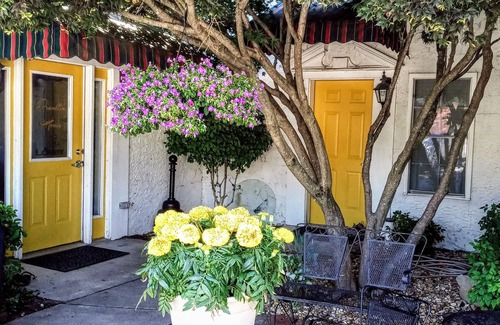 Cowan Hotel | 2nd floor Q. room