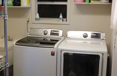 Southside Rural Community Casa | Waterfront Gorgeous 3500 SF Pool Home, 2. 5 acres en el río Little Manatee