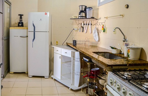 Algodoal Apartamento | 3-B Ap in Condo W/pool, 600m From the Beach Cee202