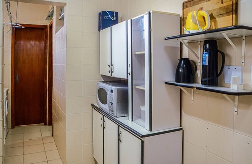 Algodoal Apartamento | 3-B Ap in Condo W/pool, 600m From the Beach Cee202