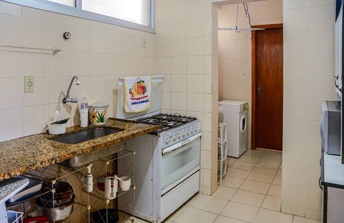 Algodoal Apartamento | 3-B Ap in Condo W/pool, 600m From the Beach Cee202