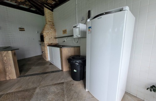 Algodoal Apartamento | 3-B Ap in Condo W/pool, 600m From the Beach Cee202