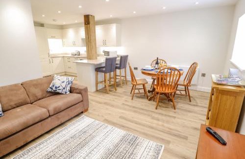 Rastrick Casa | 3 Barn Cottages