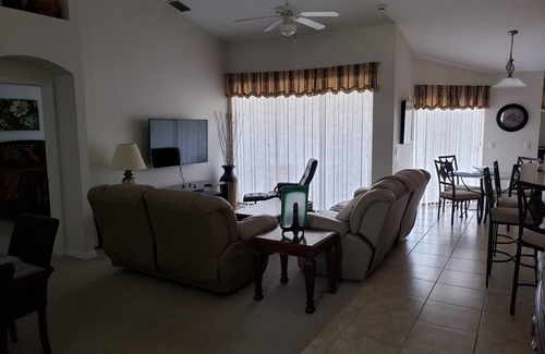 Long Meadow Casa | Casa de 3 recámaras con piscina, frente al primer hoyo, campo Long Marsh - Rotonda West Fl