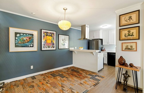 Encinitas Casa | 3-bed townhome in beachside town of Encinitas with WiFi, outdoor space