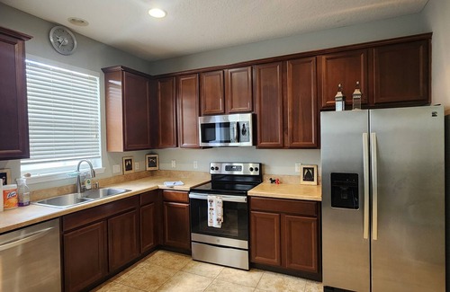 Southeast Orlando Casa | 3-bedroom, 2.5 bath townhome 5 minutes from the Orlando International Airport