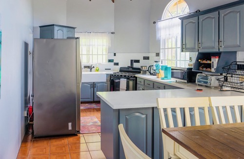 St. George's Villa | 3-bedroom & 2-bathroom luxury ocean view home- SUV included with booking