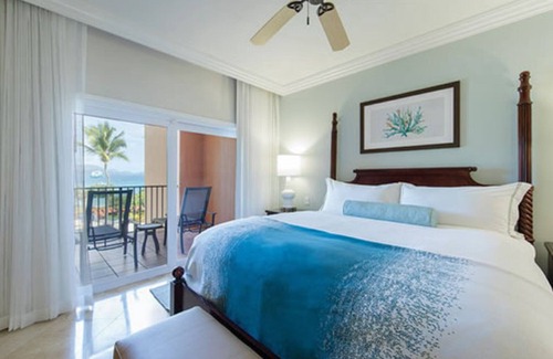 Bouvet Island Complejo | 3 Bedroom, 3.5 Bath, Sleeps 8-10, at Ritz Carlton St Thomas Resort!