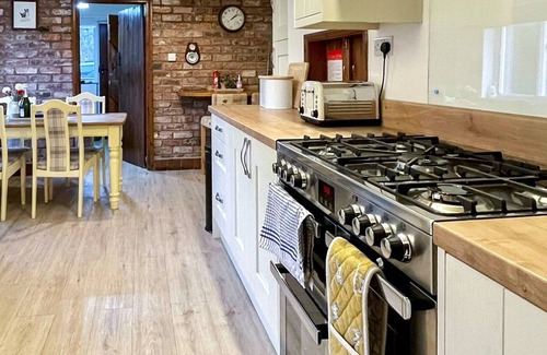 Saint Asaph Cabaña | Alojamiento de 3 habitaciones en Cefn, cerca de St Asaph