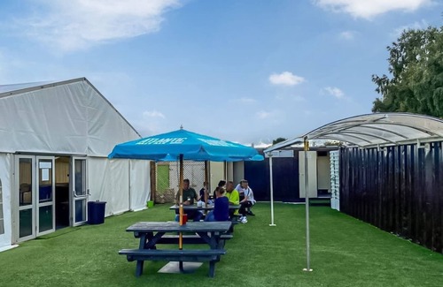 Linton Cabina | 3 bedroom accommodation in Swadlincote, Nr Ashby-de-la-Zouch