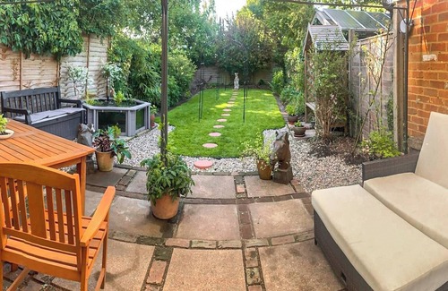 Reading Cabaña | Alojamiento de 3 habitaciones en Chalkhouse Green, near Reading